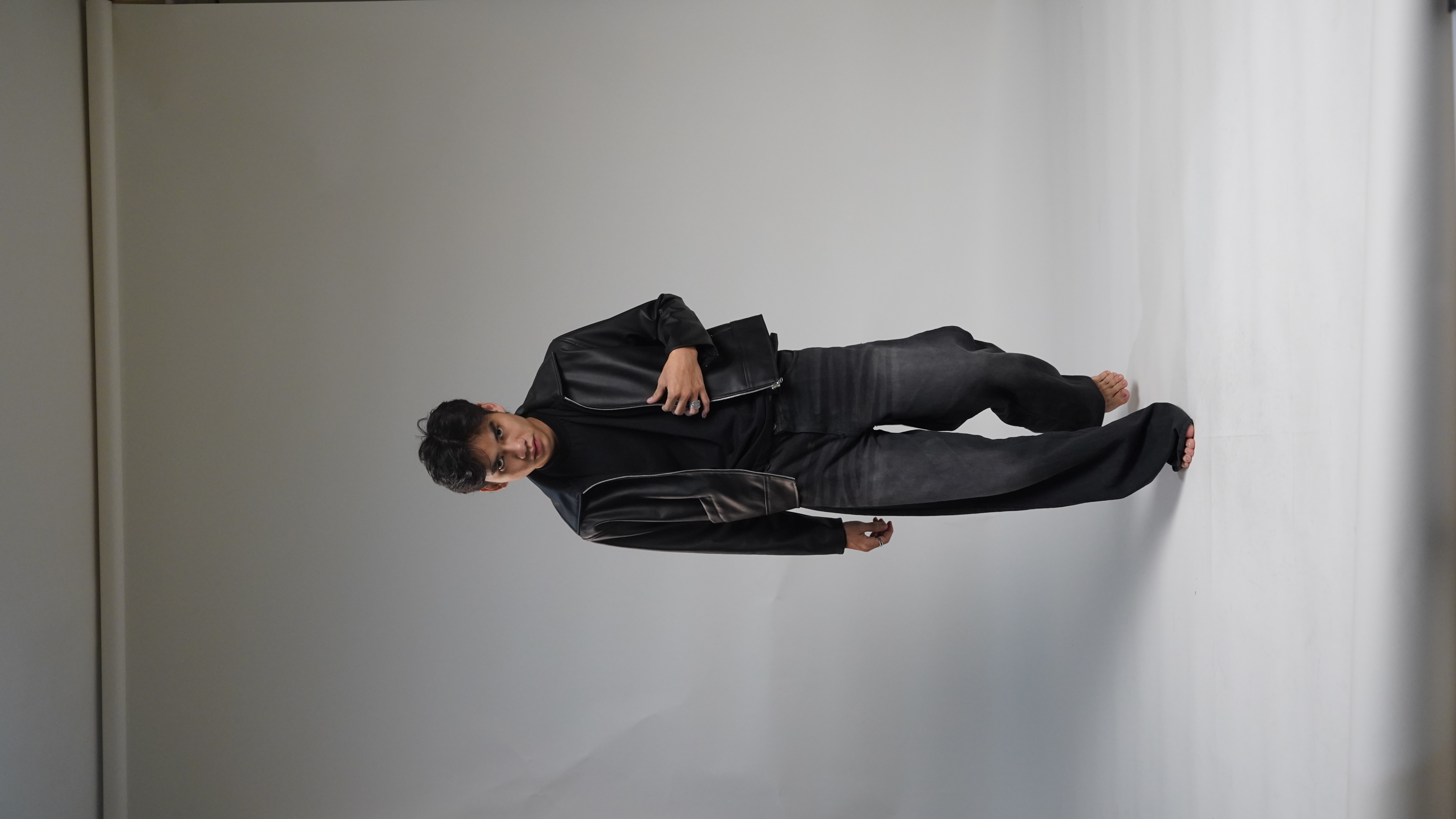 Fashion product shoot for live commerce